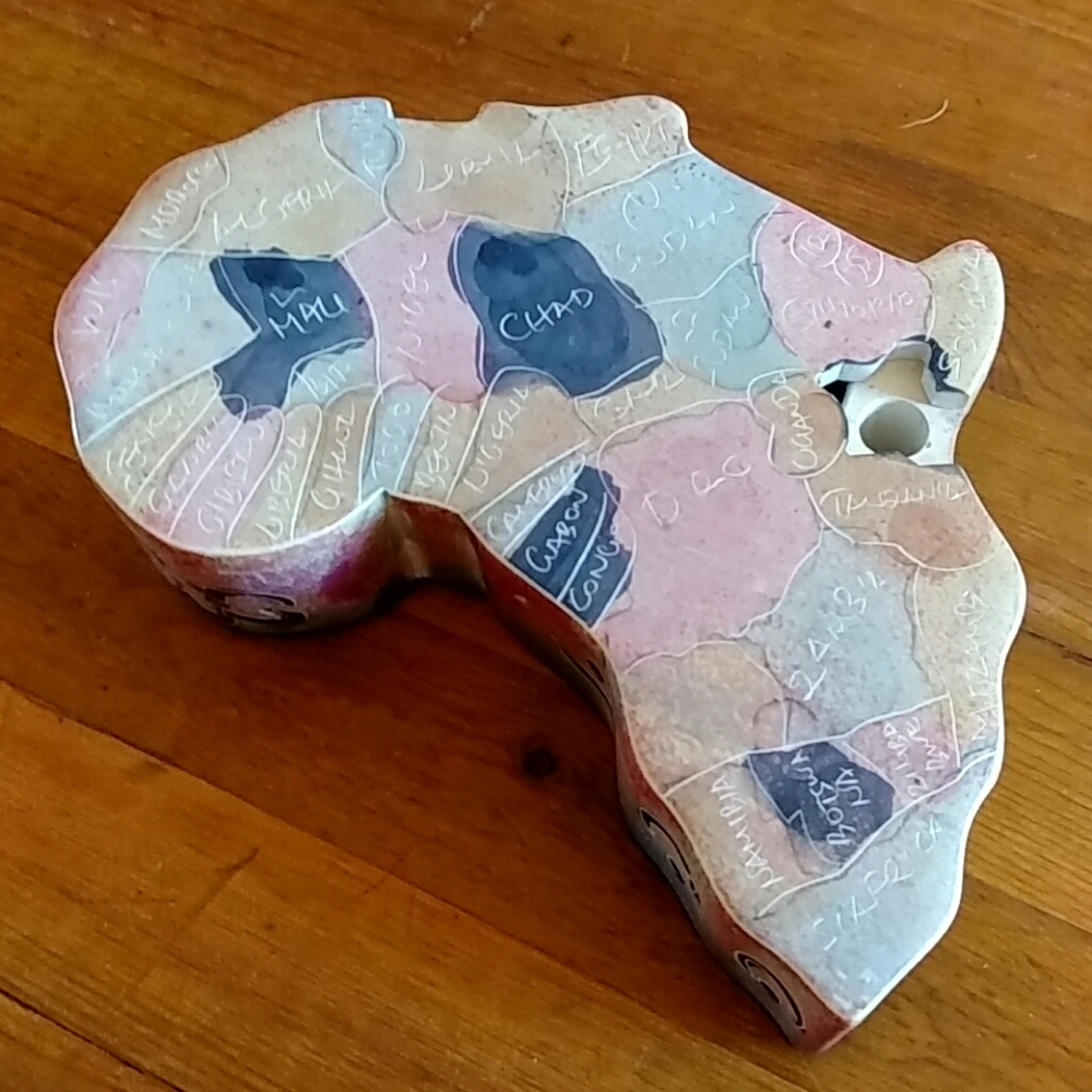 Africa Box Pen Holder 5.5*4.5*1 3/8" New with Tag